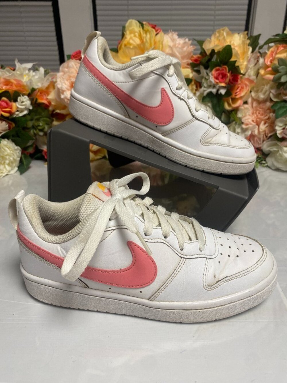 Nike Court Borough Low 2 Leather Sneakers White Coral Chalk Kids 4.5Y BQ5448-124